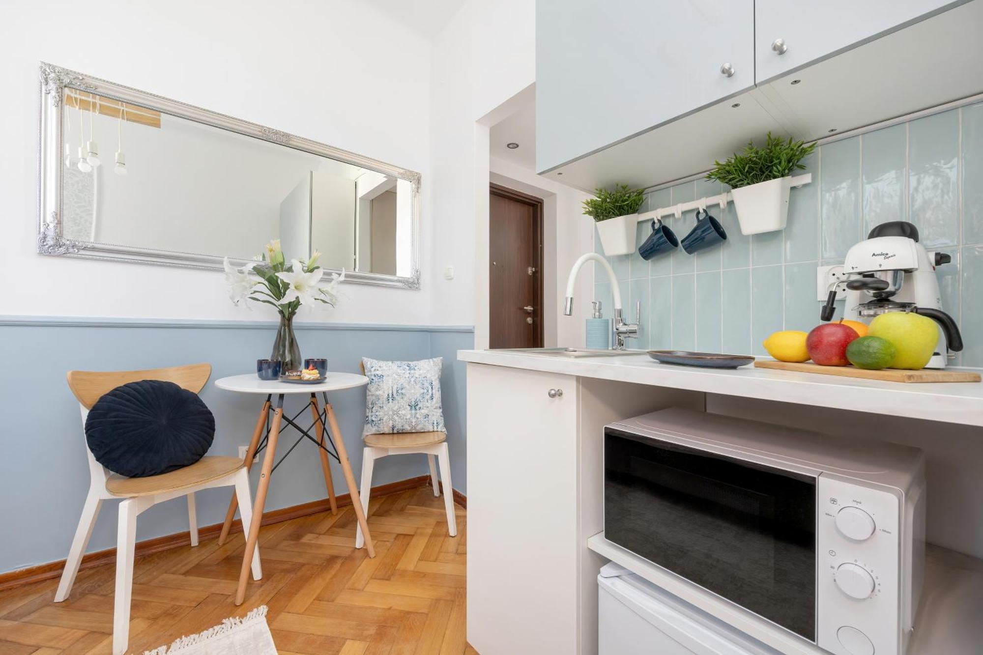 J&W Apartments Studio Solidarnosci ワルシャワ エクステリア 写真